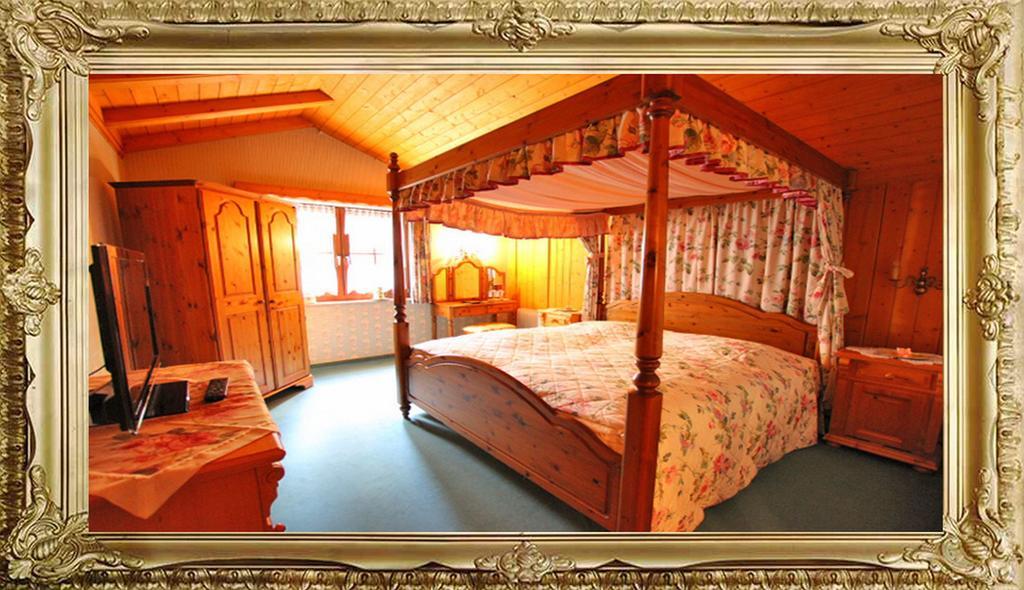 Landhaus Hotel Romantik 고타 객실 사진